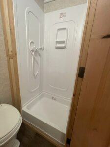 Nordic Lodge fish house bathroom shower